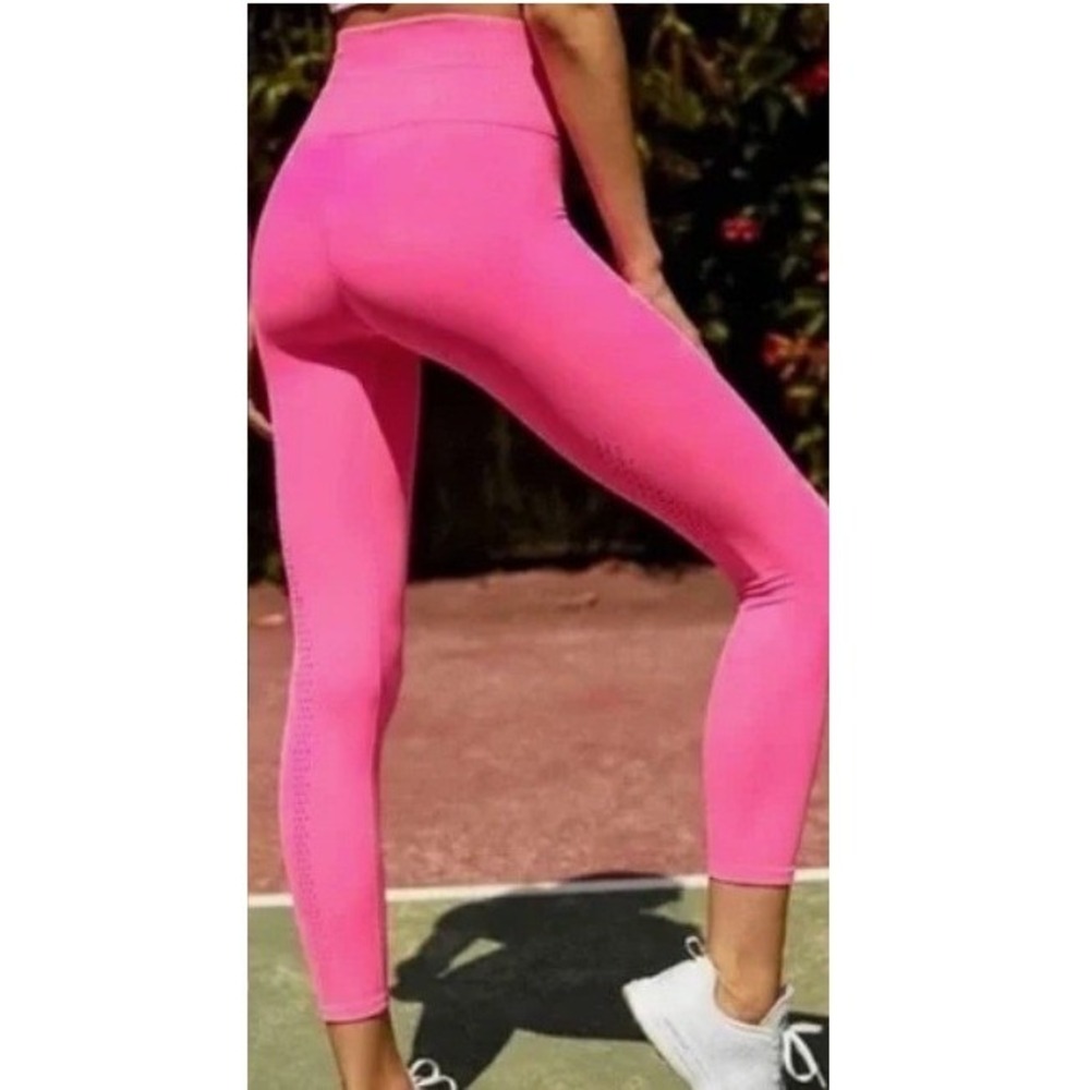 NEW Free People Movement High-Rise Good Karma Leggings Hot‎ Neon Pink M/L